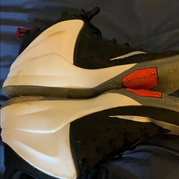 Nike LeBron witness xx 2s - Picture 3 of 3